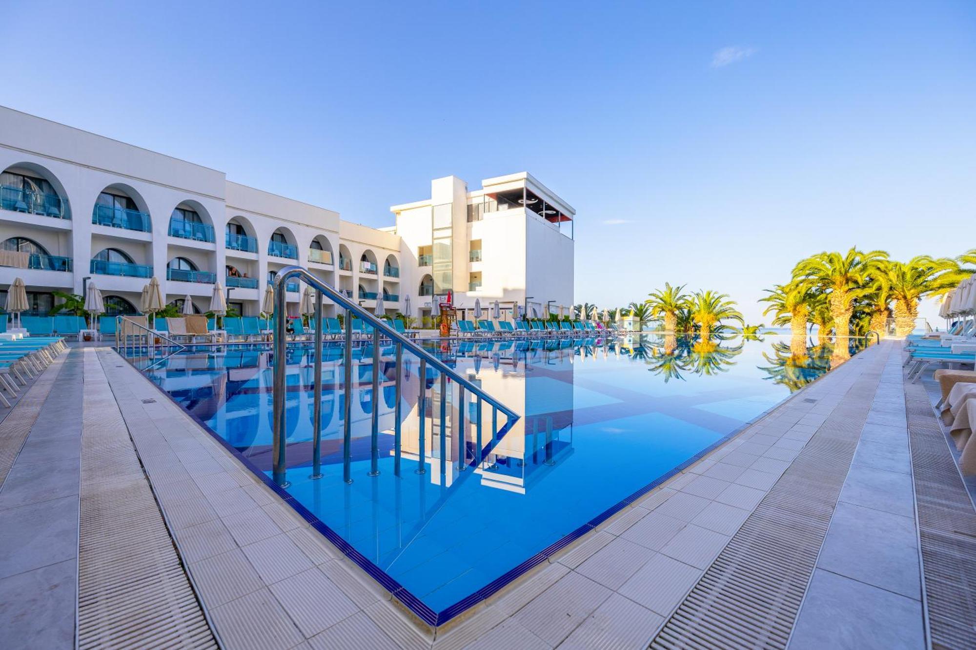 Infinity By Yelken Aquapark&Resorts Κουσάντασι Εξωτερικό φωτογραφία